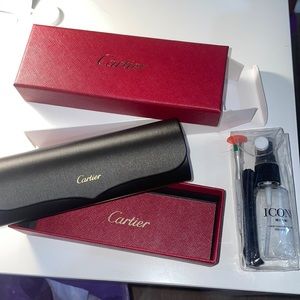 Cartier glasses. Worn twice! Verification in photos. Comes with tightening kit.